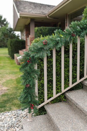 Deluxe Garland (Unlit)